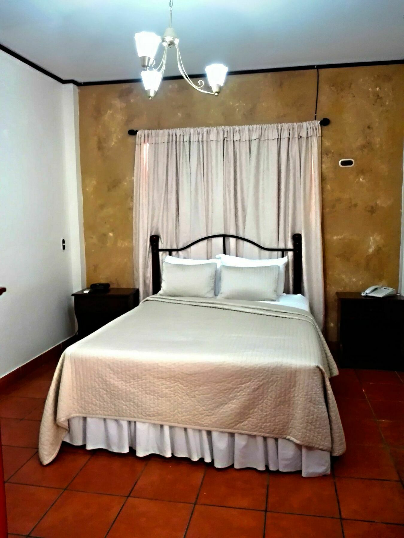 Hotel El Conquistador Managua Buitenkant foto